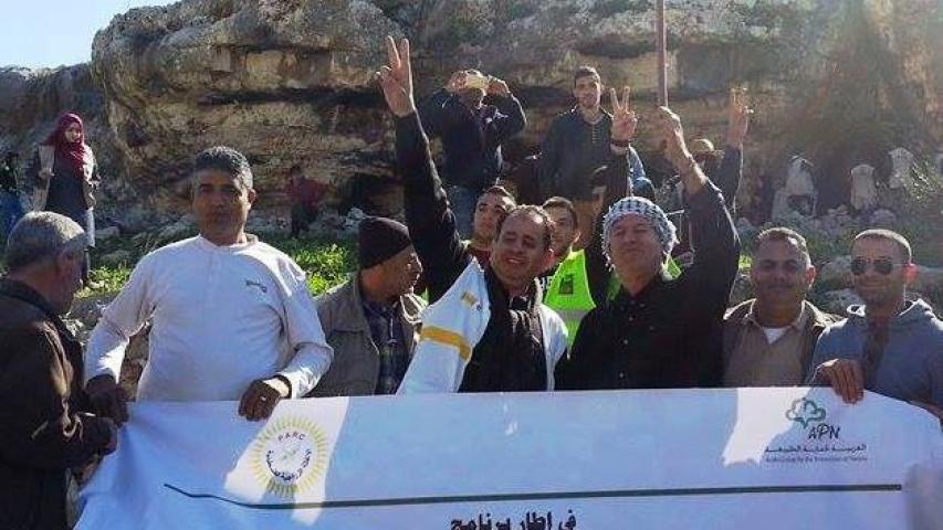 مشروع "أرضنا هويتنا" يزراعة 54 ألف شتلة مثمرة في فلسطين